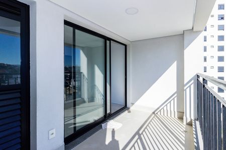 Apartamento à venda com 69m², 2 quartos e 1 vagaVaranda Sala