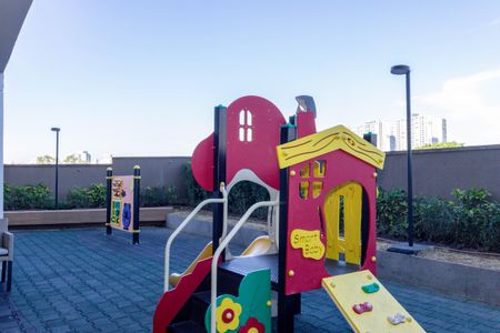 Apartamento à venda com 69m², 2 quartos e 1 vagaÁrea comum - Playground Infantil