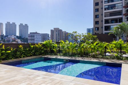 Apartamento à venda com 69m², 2 quartos e 1 vagaÁrea comum - Piscina