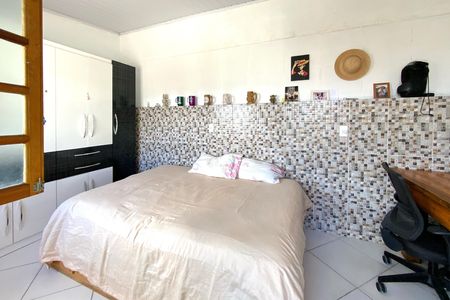 Casa à venda com 220m², 5 quartos e 4 vagas Casa à venda com 220m², 5 quartos e 4 vagasQuarto 5