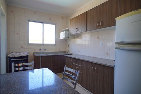 Apartamento à venda com 117m², 2 quartos e 2 vagas Apartamento à venda com 117m², 2 quartos e 2 vagasCozinha