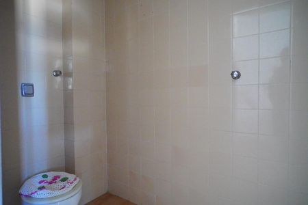 Apartamento à venda com 117m², 2 quartos e 2 vagas Apartamento à venda com 117m², 2 quartos e 2 vagasBanheiro