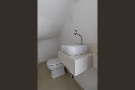 Casa à venda com 115m², 3 quartos e 4 vagasLavabo