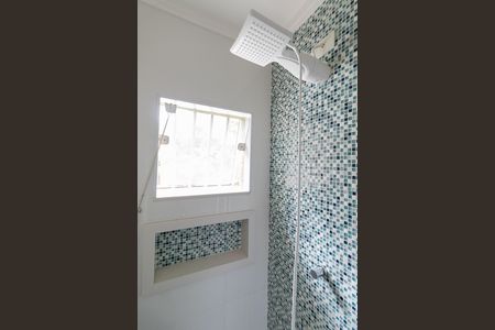 Casa à venda com 115m², 3 quartos e 4 vagasBanheiro