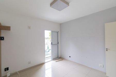 Casa à venda com 115m², 3 quartos e 4 vagasSuíte
