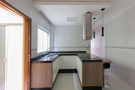 Casa à venda com 115m², 3 quartos e 4 vagasCozinha