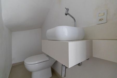 Casa à venda com 115m², 3 quartos e 4 vagasLavabo