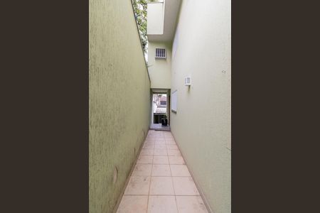 Casa à venda com 115m², 3 quartos e 4 vagasCorredor