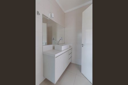 Casa à venda com 115m², 3 quartos e 4 vagasBanheiro Suíte