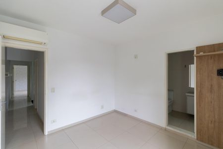 Casa à venda com 115m², 3 quartos e 4 vagasSuíte