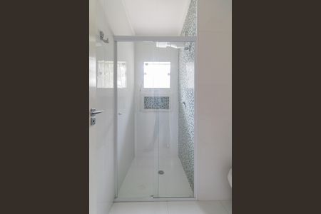 Casa à venda com 115m², 3 quartos e 4 vagasBanheiro
