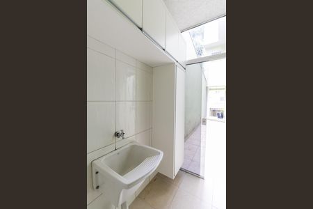 Casa à venda com 115m², 3 quartos e 4 vagasÁrea de Serviço