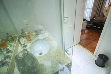 Apartamento à venda com 75m², 2 quartos e 1 vaga
