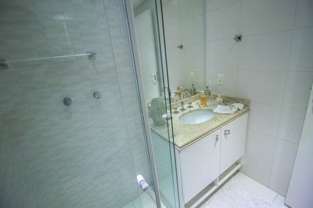 Apartamento à venda com 75m², 2 quartos e 1 vaga