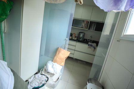 Apartamento à venda com 75m², 2 quartos e 1 vaga