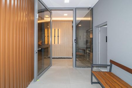 Apartamento à venda com 147m², 3 quartos e 2 vagas Apartamento à venda com 147m², 3 quartos e 2 vagasEntrada Condomínio