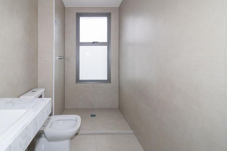 Apartamento à venda com 147m², 3 quartos e 2 vagas Apartamento à venda com 147m², 3 quartos e 2 vagasBanheiro da Suíte 1