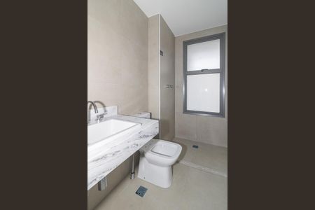 Apartamento à venda com 147m², 3 quartos e 2 vagas Apartamento à venda com 147m², 3 quartos e 2 vagasBanheiro da Suíte 3