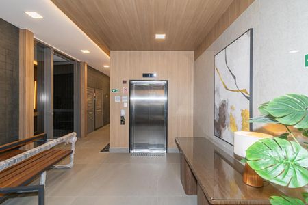 Apartamento à venda com 147m², 3 quartos e 2 vagas Apartamento à venda com 147m², 3 quartos e 2 vagasÁrea comum - Hall Social