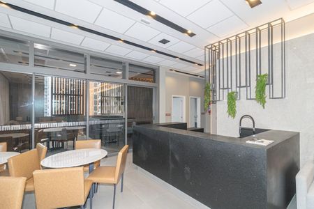 Apartamento à venda com 147m², 3 quartos e 2 vagas Apartamento à venda com 147m², 3 quartos e 2 vagasÁrea comum - Salão de festas