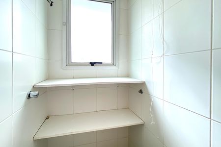 Apartamento à venda com 108m², 3 quartos e 2 vagas Apartamento à venda com 108m², 3 quartos e 2 vagasBanheiro de serviço