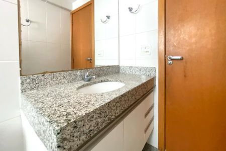 Apartamento à venda com 108m², 3 quartos e 2 vagas Apartamento à venda com 108m², 3 quartos e 2 vagasBanheiro