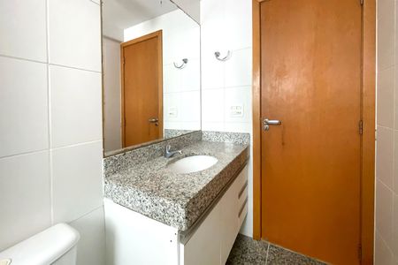 Apartamento à venda com 108m², 3 quartos e 2 vagas Apartamento à venda com 108m², 3 quartos e 2 vagasBanheiro