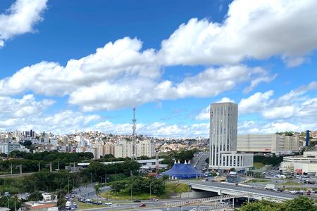 Apartamento à venda com 108m², 3 quartos e 2 vagas Apartamento à venda com 108m², 3 quartos e 2 vagasVista