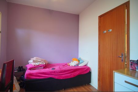 Casa à venda com 120m², 4 quartos e 4 vagasQuarto 2