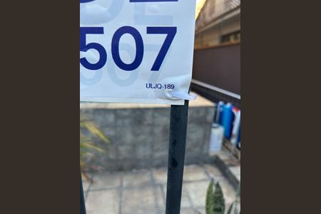 Casa de condomínio à venda com 120m², 8 quartos e 4 vagas