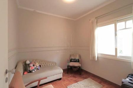 Casa à venda com 4 quartos, 212m² em Vila Deodoro, São Paulo