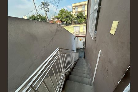 Casa à venda com 70m², 2 quartos e sem vagaEscada