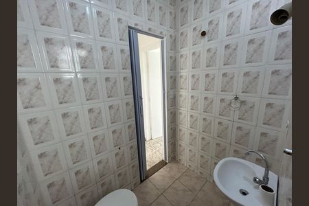 Casa à venda com 70m², 2 quartos e sem vagaBanheiro