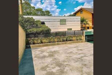 Casa à venda com 4 quartos, 300m² em Jardim das Bandeiras, São Paulo