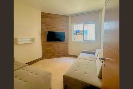 Casa à venda com 4 quartos, 300m² em Jardim das Bandeiras, São Paulo