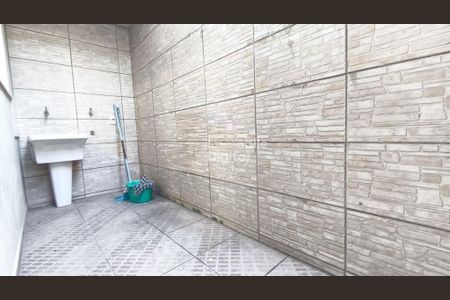 Casa de condomínio à venda com 65m², 2 quartos e 1 vaga