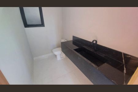 Casa à venda com 273m², 3 quartos e 4 vagas