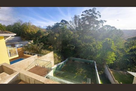 Casa à venda com 273m², 3 quartos e 4 vagas