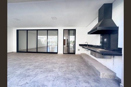 Casa à venda com 386m², 4 quartos e 4 vagas