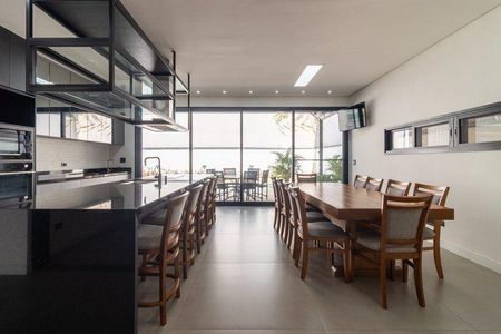 Casa à venda com 302m², 3 quartos e 6 vagas
