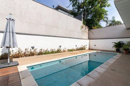 Casa à venda com 302m², 3 quartos e 6 vagas