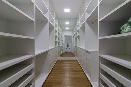 Casa à venda com 302m², 3 quartos e 6 vagas