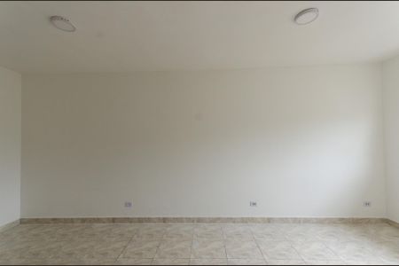 Quarto de kitnet/studio para alugar com 1 quarto, 40m² em Vila Mangalot, São Paulo