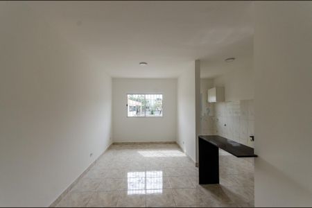Quarto de kitnet/studio para alugar com 1 quarto, 40m² em Vila Mangalot, São Paulo