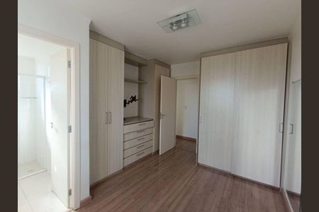 Apartamento à venda com 2 quartos, 65m² em Jardim Ester Yolanda, São Paulo