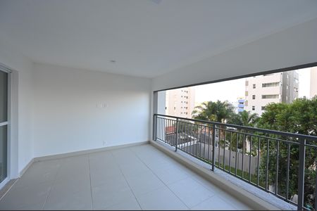 Apartamento à venda com 125m², 3 quartos e 2 vagasVaranda