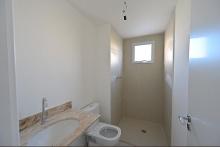 Apartamento à venda com 125m², 3 quartos e 2 vagasBanheiro da Suíte 2
