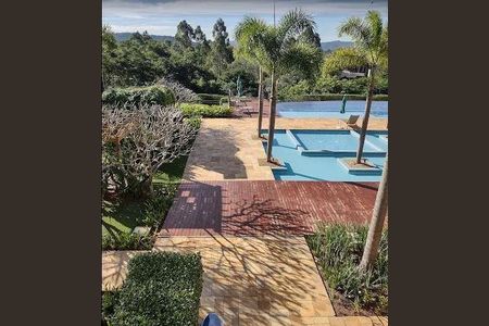 Casa à venda com 230m², 3 quartos e 6 vagas