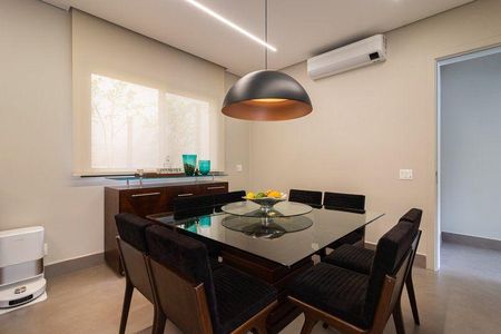 Casa à venda com 3 quartos, 230m² em Cidade Tamboré, Santana de Parnaíba