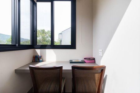 Casa à venda com 3 quartos, 230m² em Cidade Tamboré, Santana de Parnaíba